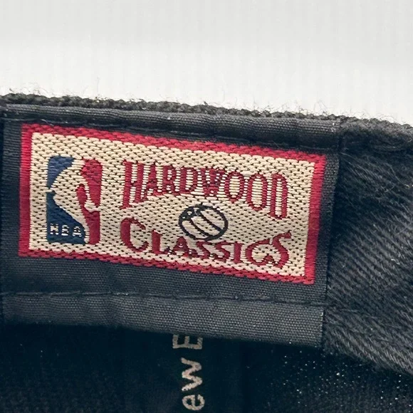 New Era Chicago Bulls Hardwood Classics USA Map Logo Hat Black Red Snapback VTG - Picture 7 of 8